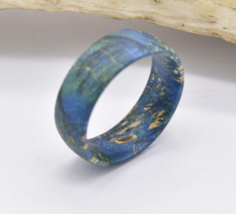8MM Deep Blue Box Elder Wood Ring