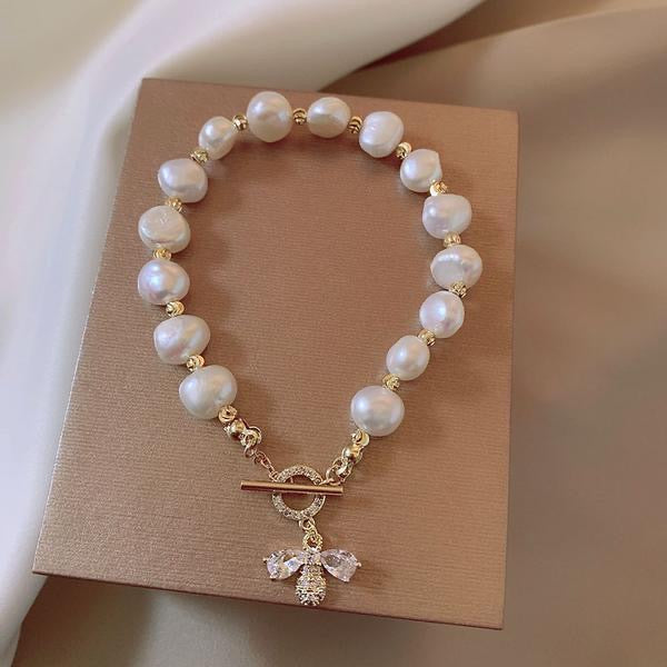 Women’s Baroque Natural Pearl String Bracelet