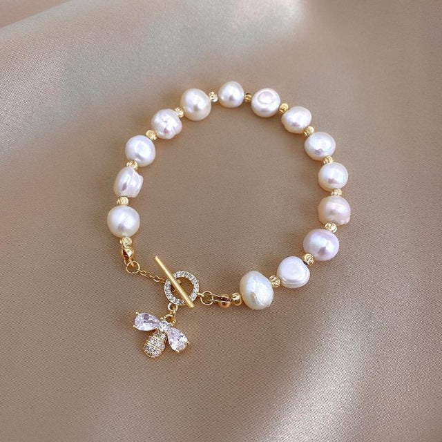Women’s Baroque Natural Pearl String Bracelet